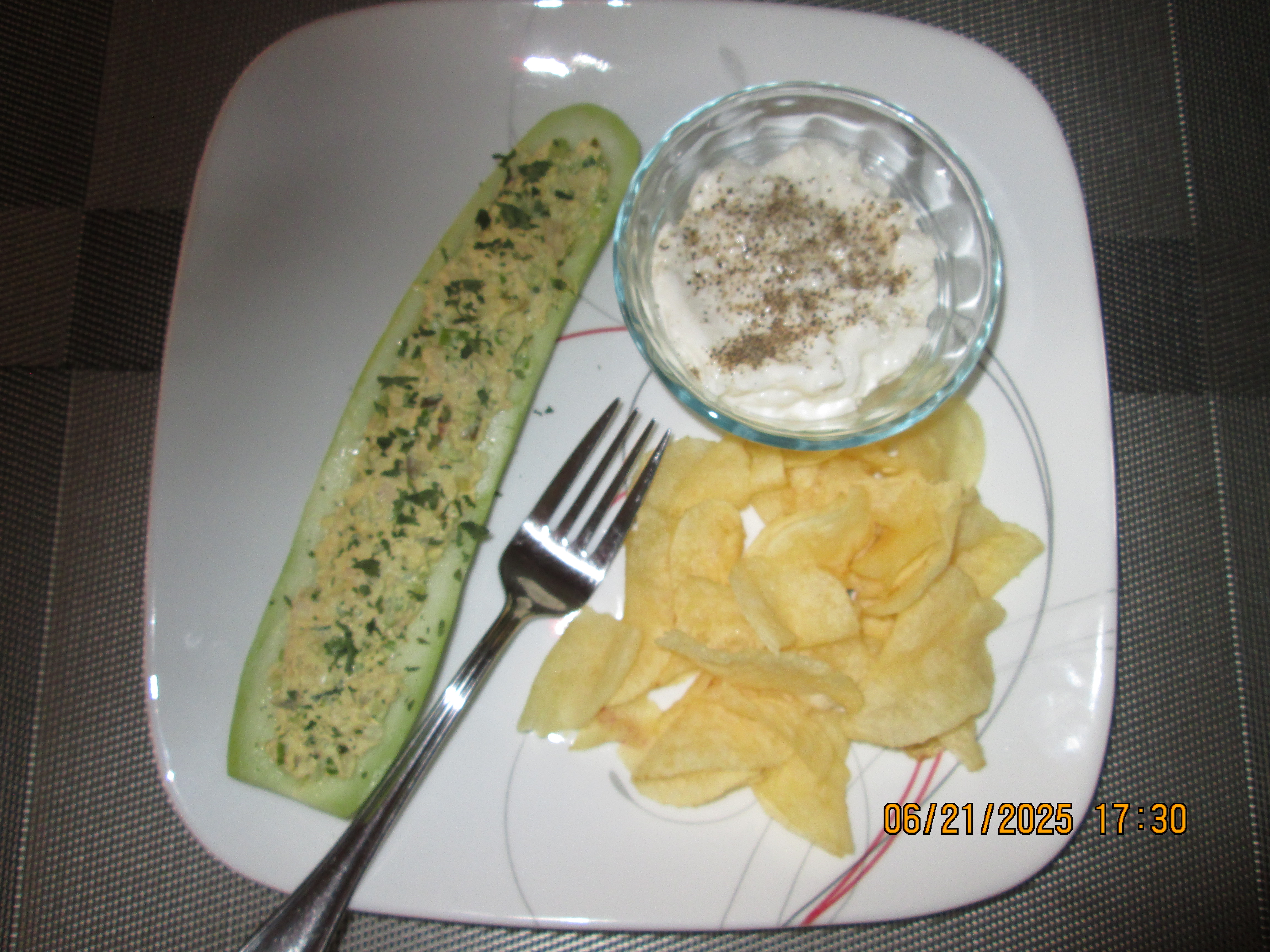 Tuna Salad Cucumber Boats